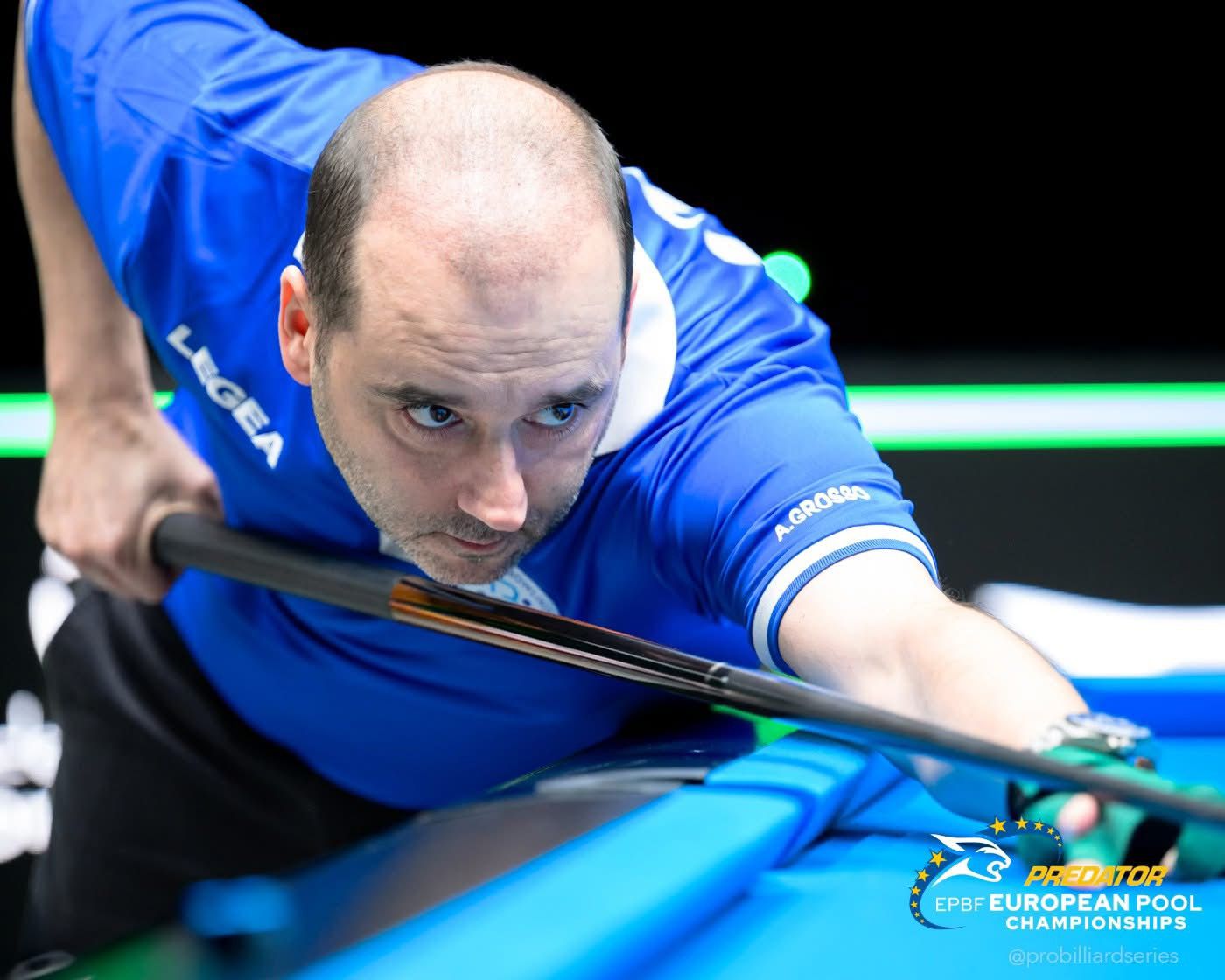 ANDREA GROSSO CONQUISTA L’ARGENTO NEL POOL CONTINUO AGLI EUROPEI DI ASSEN. PROSEGUE LA CORSA AZZURRA NELLA SPECIALITÀ PALLA 10