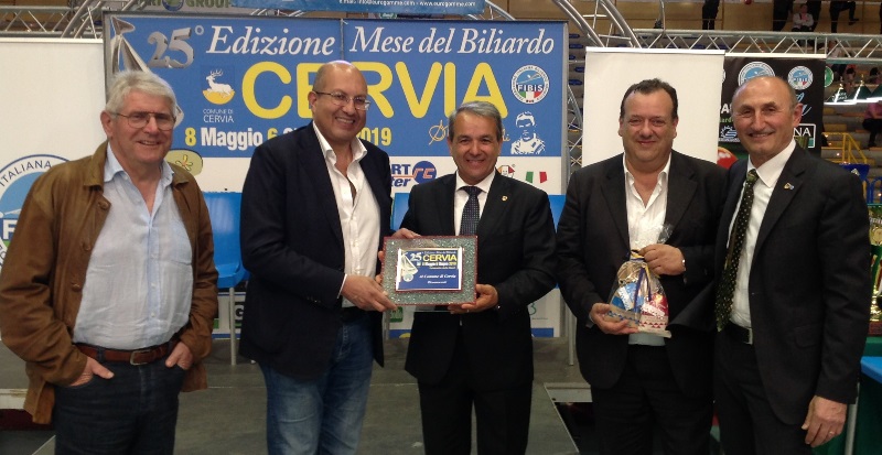 A Cervia l'Amministrazione ringrazia il Presidente Mancino per i 25 anni de "Il Mese del Biliardo"