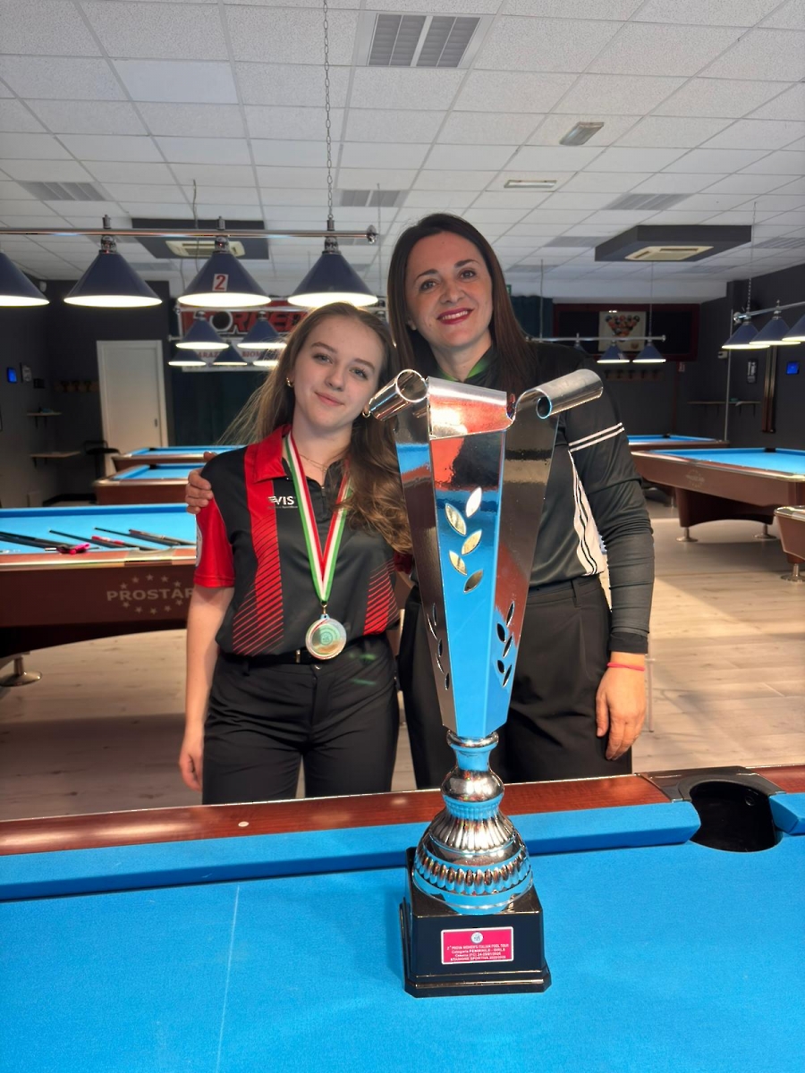 WOMAN 2 PROVA POOL 2