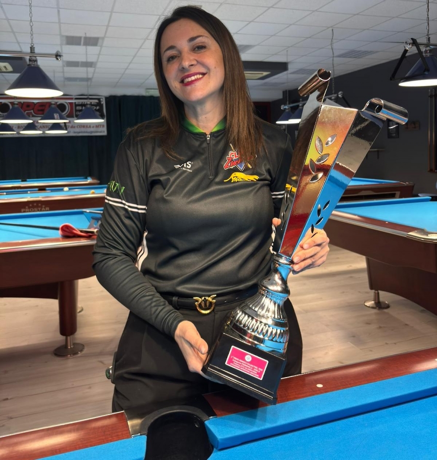 WOMAN 2 PROVA POOL iannini 