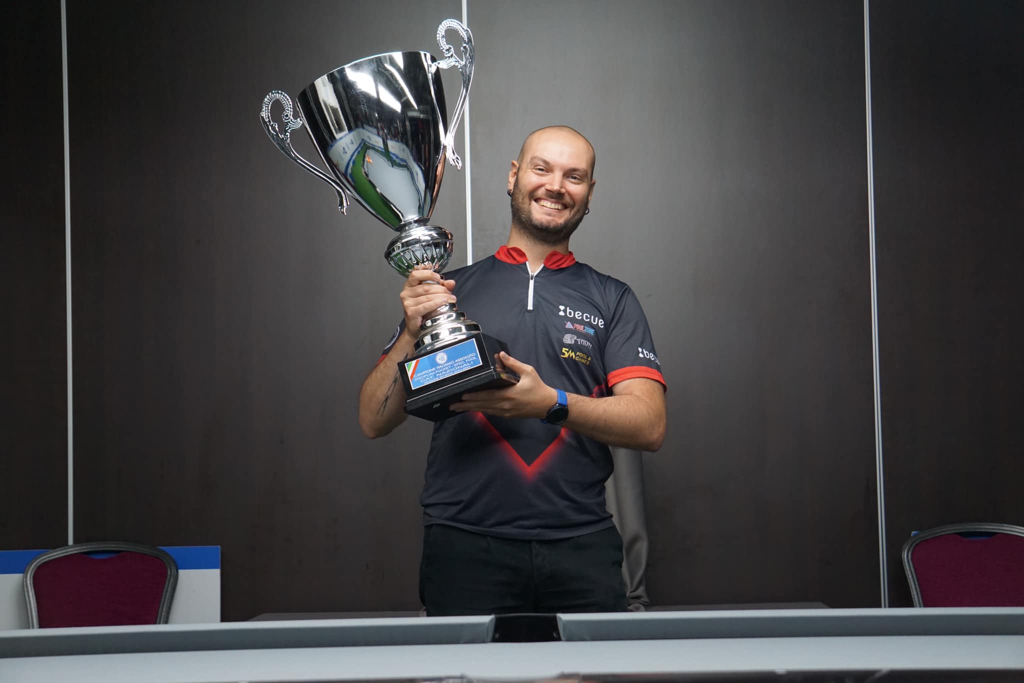 SNOOKER: MARCO PALMIERI SI AGGIUDICA IL PRIMO TORNEO “6 RED”