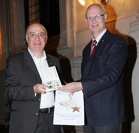 Claudio Bono premiato dal CONI