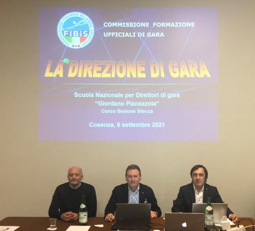 images/medium/Corso_direttori_di_gara_Cosenza.jpeg