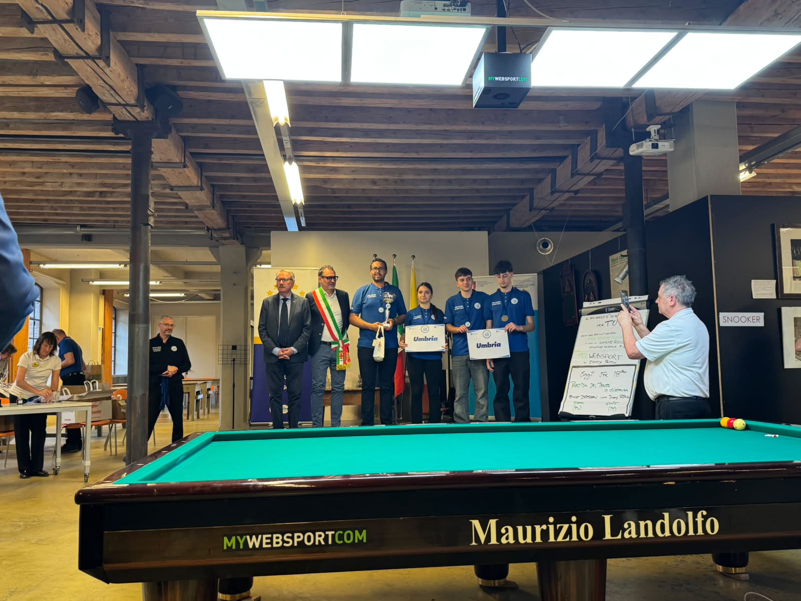  NAZIONALI  BILIARDO SCUOLA L'UMBRIA PRESENTE PER LA PRIMA VOLTA CON LO SNOOKER